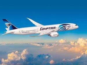 Uzbekistan Airways And EgyptAir Announce Major Boeing Deals