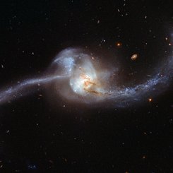  NGC 2623: Merging Galaxies from Hubble 