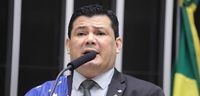 Deputado bolsonarista Gilvan da Federal tem mandato suspenso por ofender Gleisi Hoffmann