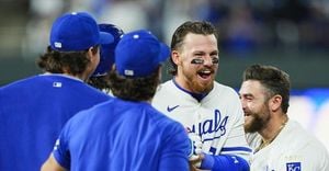 Royals Complete Four-Game Sweep Over White Sox