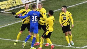 Dortmund's Late Slip Costs Them Vital Points Against Hoffenheim