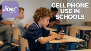 Schools Across U.S. Grapple With Cellphone Regulations