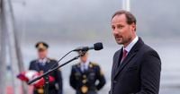 Norway royals to continue official duties amid stepson's rape trial, crown prince says