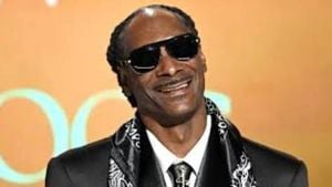 Snoop Dogg Leads Star Halftime Show For NFL Christmas