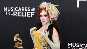 Chappell Roan Advocates For Artists' Rights At 2025 Grammys