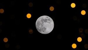 Final Supermoon Of 2025 Illuminates December Skies