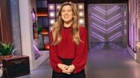 The Cheeky Way Kelly Clarkson Responded To Fans Who Showed Up For Her Milestone 1,000 Episode: 'You Are So F--king Excited!'