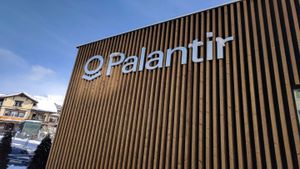 Palantir Reports Strong Q4 Earnings And 2025 Guidance