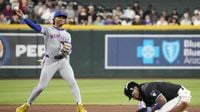 Mets blast 2 homers, hang on to beat Diamondbacks