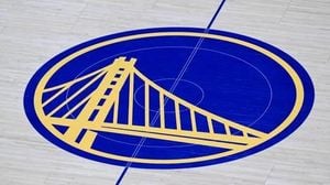 Jordan Poole Goes Viral After Pelicans Suns Fight Erupts