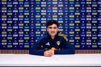 Leeds complete Facundo Buonanotte loan from Brighton after Chelsea stay ended