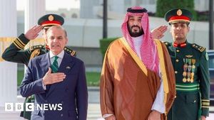 Saudi Arabia And Pakistan Sign Landmark Defense Pact