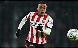 PSV Eindhoven Host Feyenoord In Eredivisie Title Showdown