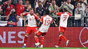 Bayern Munich Defeats Frankfurt 4-0 At Home