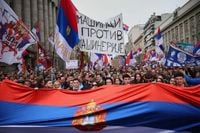 Massenprotest in Belgrad: Party der Demokratie