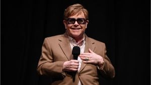 Elton John Reveals Struggles With Vision Loss