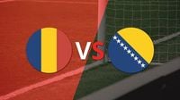 Comienza el partido entre Rumania y Bosnia-Herz. en el estadio Arena Nationala - Latina