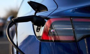 UK Automotive Market Faces Peak Petrol Shift