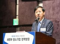 구윤철 
