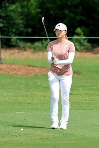 【1ページ目】渋野日向子　７２と伸ばせず悔むも解説プロが進化指摘「小さめを持つようになった」 | 東スポWEB
