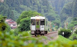 Seibu Railway Celebrates 130th Anniversary With Special Train Tour