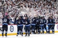 NHL Stanley Cup playoffs: Winnipeg Jets stun St. Louis Blues with late comeback | Flashscore.com