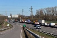 A31 : une douzaine de véhicules impliqués dans un carambolage, plusieurs kilomètres de bouchons à la croix d'Hauconcourt