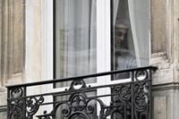 Sarkozy learns start date of prison term, details not made public