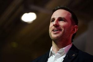 Trump Appoints Airbnb Co Founder To Lead Federal Website Overhaul