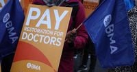 England's junior doctors to begin five-day walkout