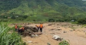 Son La Coordinates Cross Border Search After Floods