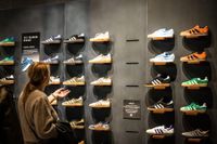 Nike Falls as Trump’s Reciprocal Tariff Plan Sinks Retailers
