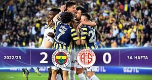 Fenerbahçe Dominates Antalyaspor With 3-0 Victory