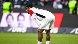 Eintracht Frankfurt Faces Rising Challenges With Strikers Wahi And Ekitiké