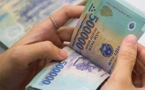 Vietnam Orders Review Of Civil Service Reforms Nationwide