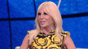 Donatella Versace Steps Down As Chief Creative Officer