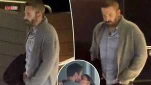 Ben Affleck Seen Somber After Jennifer Garner’s Public Romance