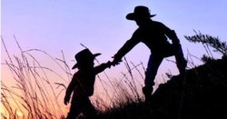 Biri bize karşılık beklemeden iyilik yaptığı halde biz neden ona bunun karşılığını vermek için çabalarız?