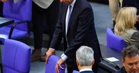 訂正 独首相指名選挙、メルツ氏は造反で選出されず　異例の第2回投票へ