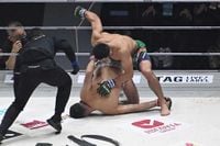【RIZIN】“キルギスの犬鷲”シェイドゥラエフが王者クレベルを62秒殺、デビュー14連勝でフェザー級新王者に