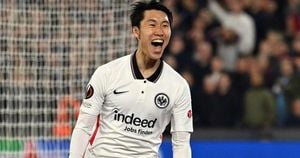 Eintracht Frankfurt Triumphs Over Ferencvaros 2-0