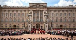 Buckingham Palace Staff Member Arrested After Christmas Party Chaos