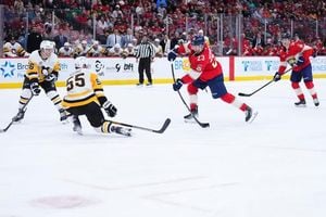 Penguins Clash With Panthers In Crucial NHL Battle