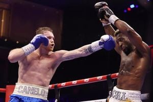 Canelo Alvarez Battles William Scull For Undisputed Title