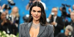 Kendall Jenner Dazzles In Gray Suit At 2025 Met Gala