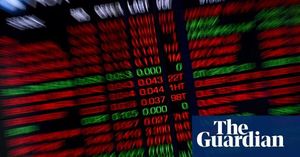 Trump Pauses Tariffs Sparking Market Rally Amid Trade Tensions
