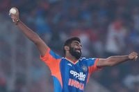 India wins T20 series against South Africa after taking 5th match by 30 runs :: WRALSportsFan.com