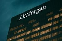 New SEC filings reveal who just trimmed JPMorgan stock