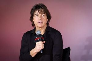 Tom Cruise Brings Mission Impossible Excitement To Texas