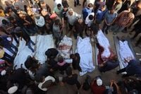 70 killed as Zionists pound Gaza, hungry children face death - kuwaitTimes